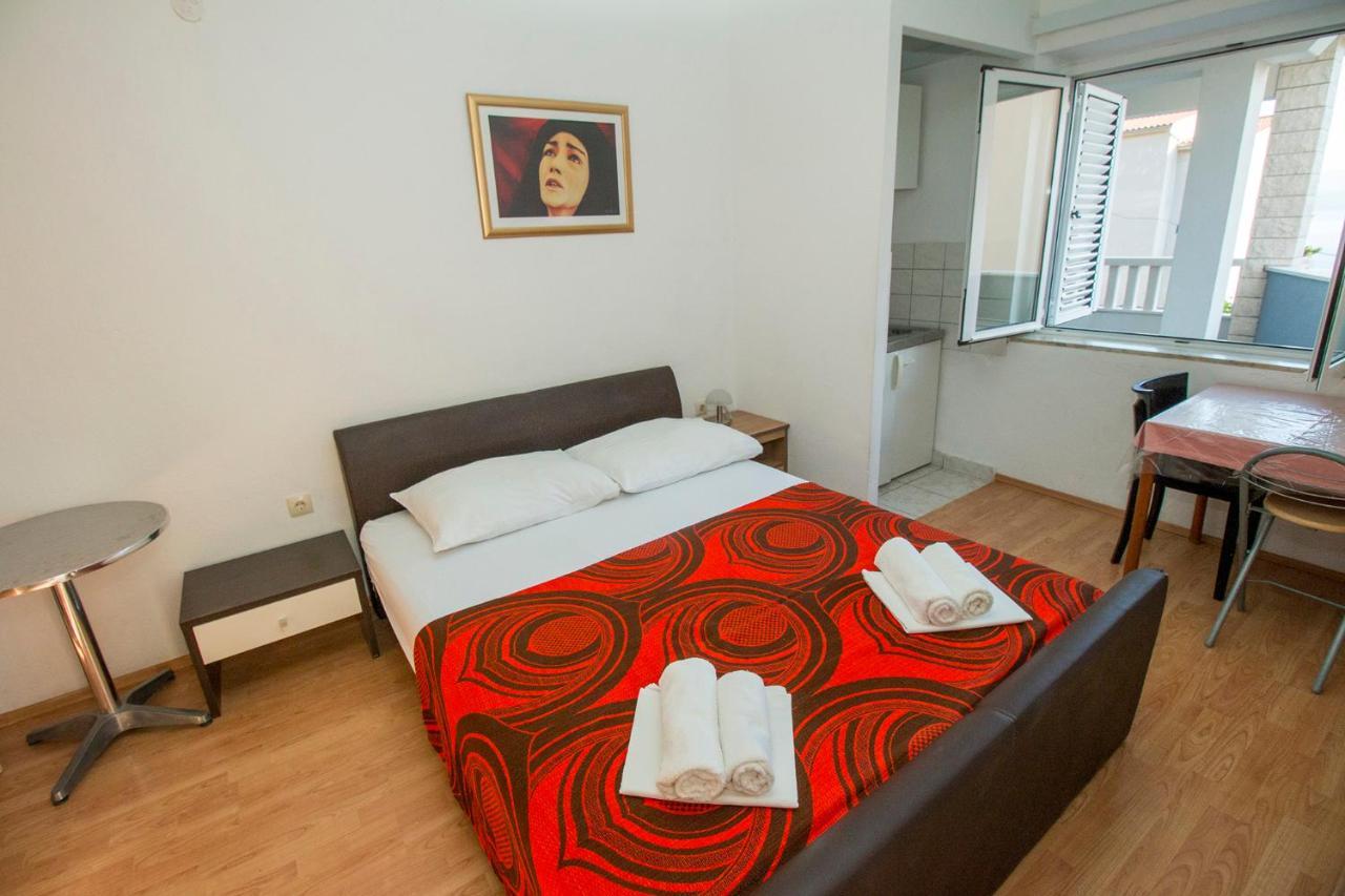 Mrkonjic Branko & Marija Apartmani 奥米什 外观 照片