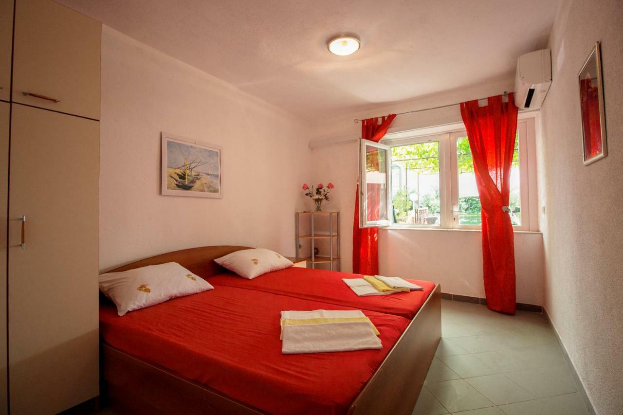 Mrkonjic Branko & Marija Apartmani 奥米什 外观 照片