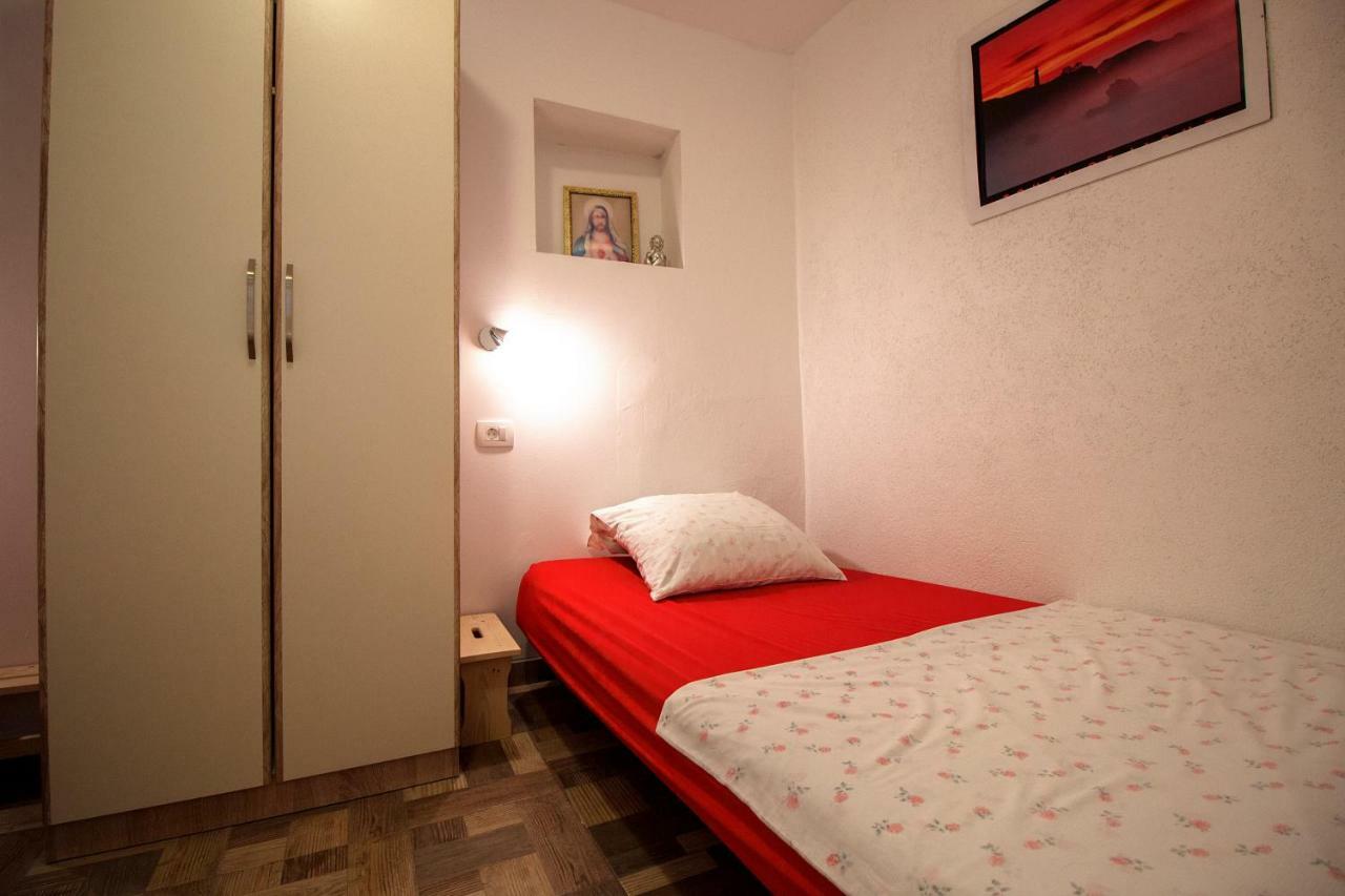 Mrkonjic Branko & Marija Apartmani 奥米什 外观 照片