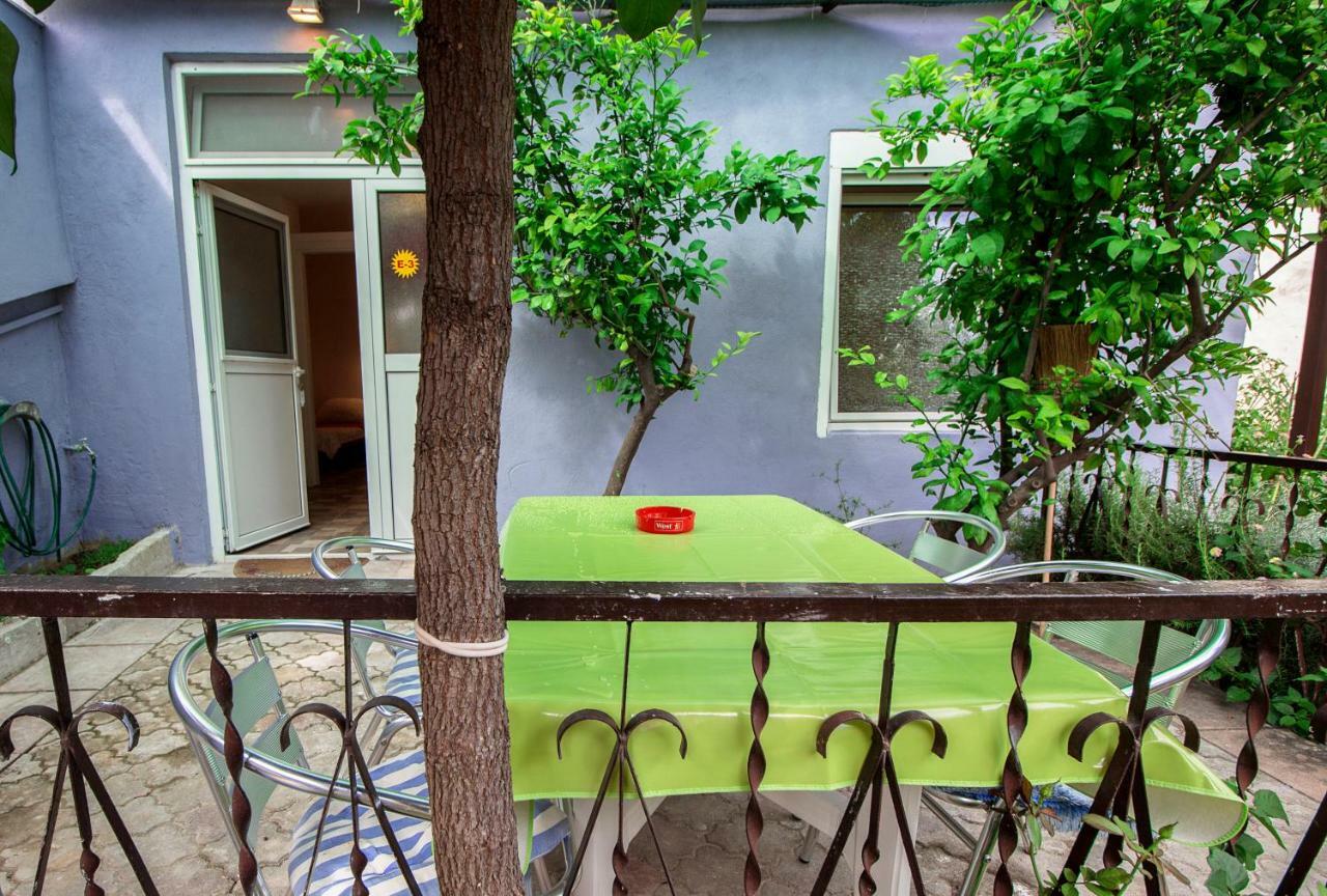 Mrkonjic Branko & Marija Apartmani 奥米什 外观 照片