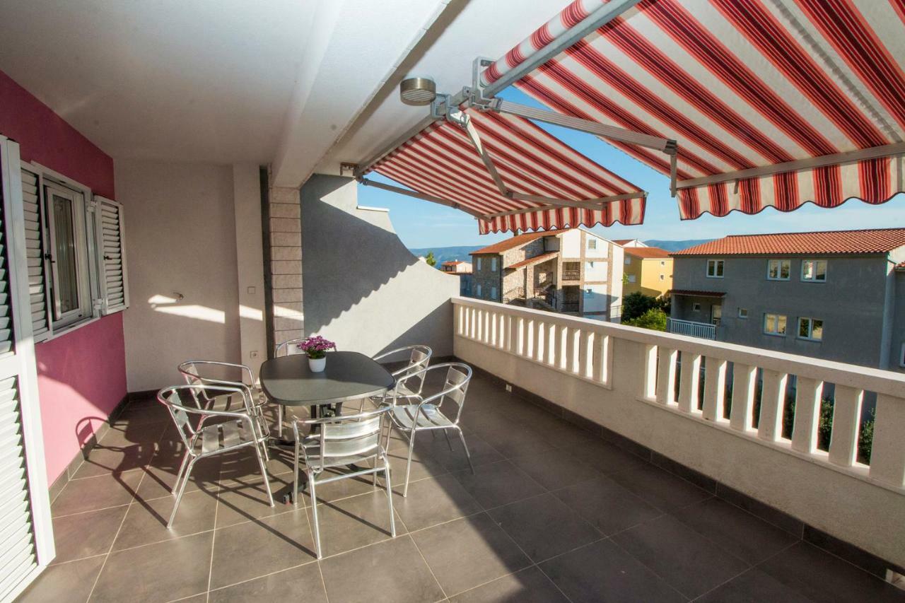 Mrkonjic Branko & Marija Apartmani 奥米什 外观 照片